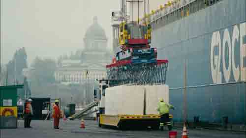 pulp-bales-at-the-port